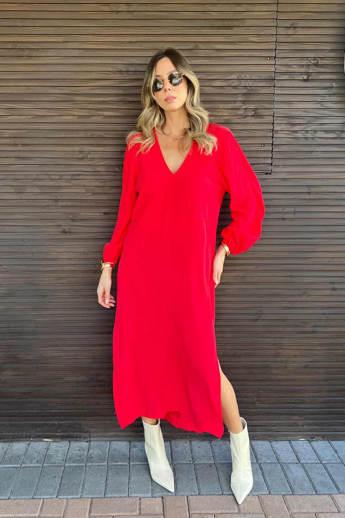 Vestido Amplo Decote V com Fenda Vanessa