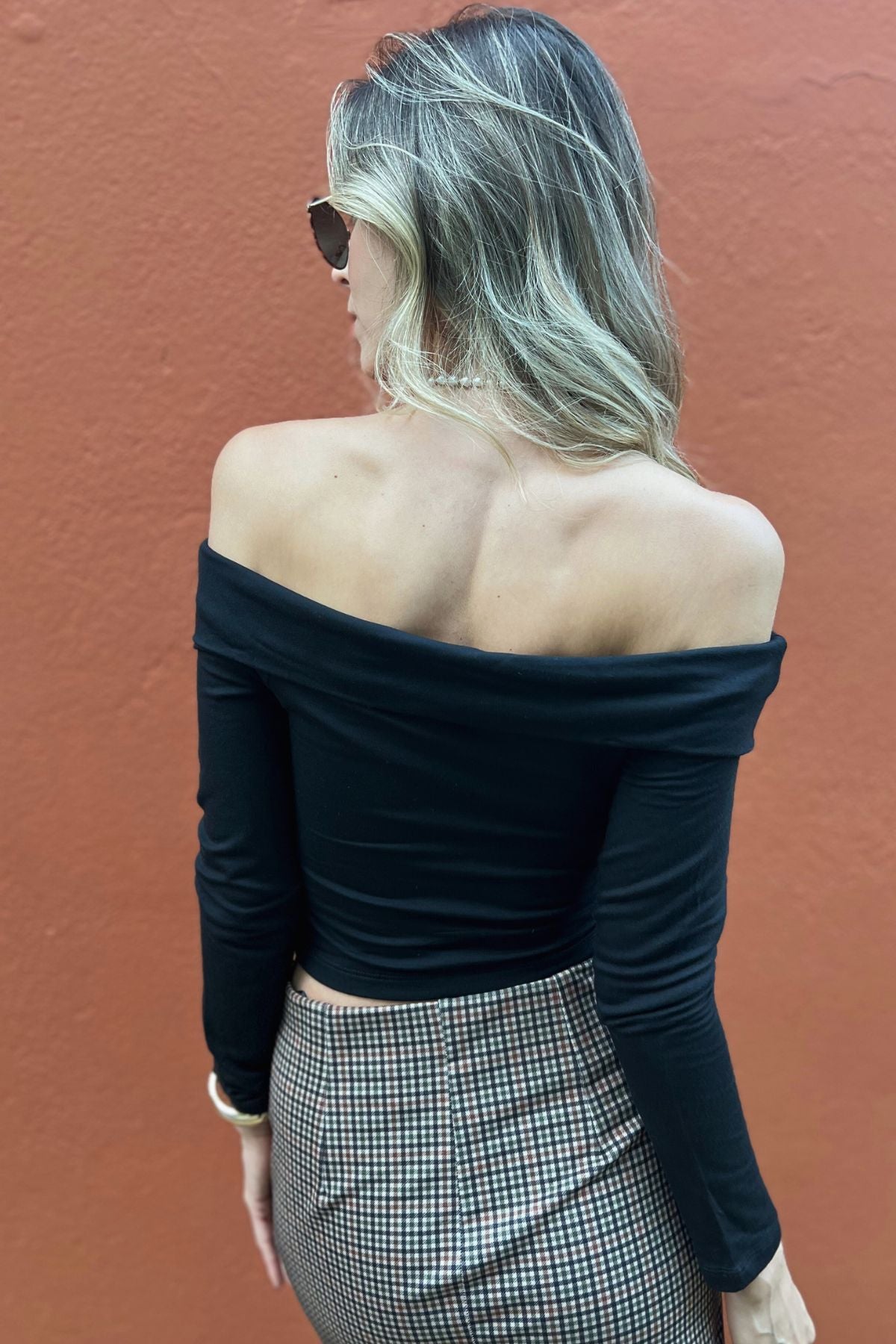 Blusa Feminina Manga Longa Ombro a Ombro Camila