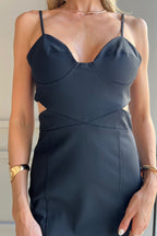 Vestido Curto Recortes Nina