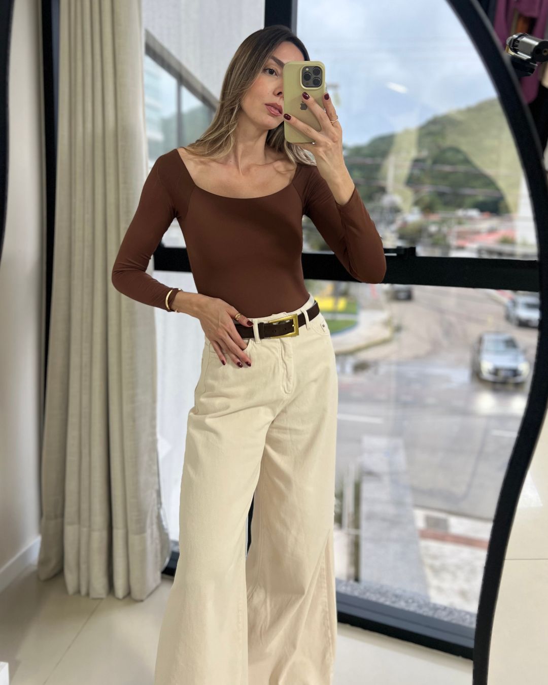 Calça Pantalona Ampla