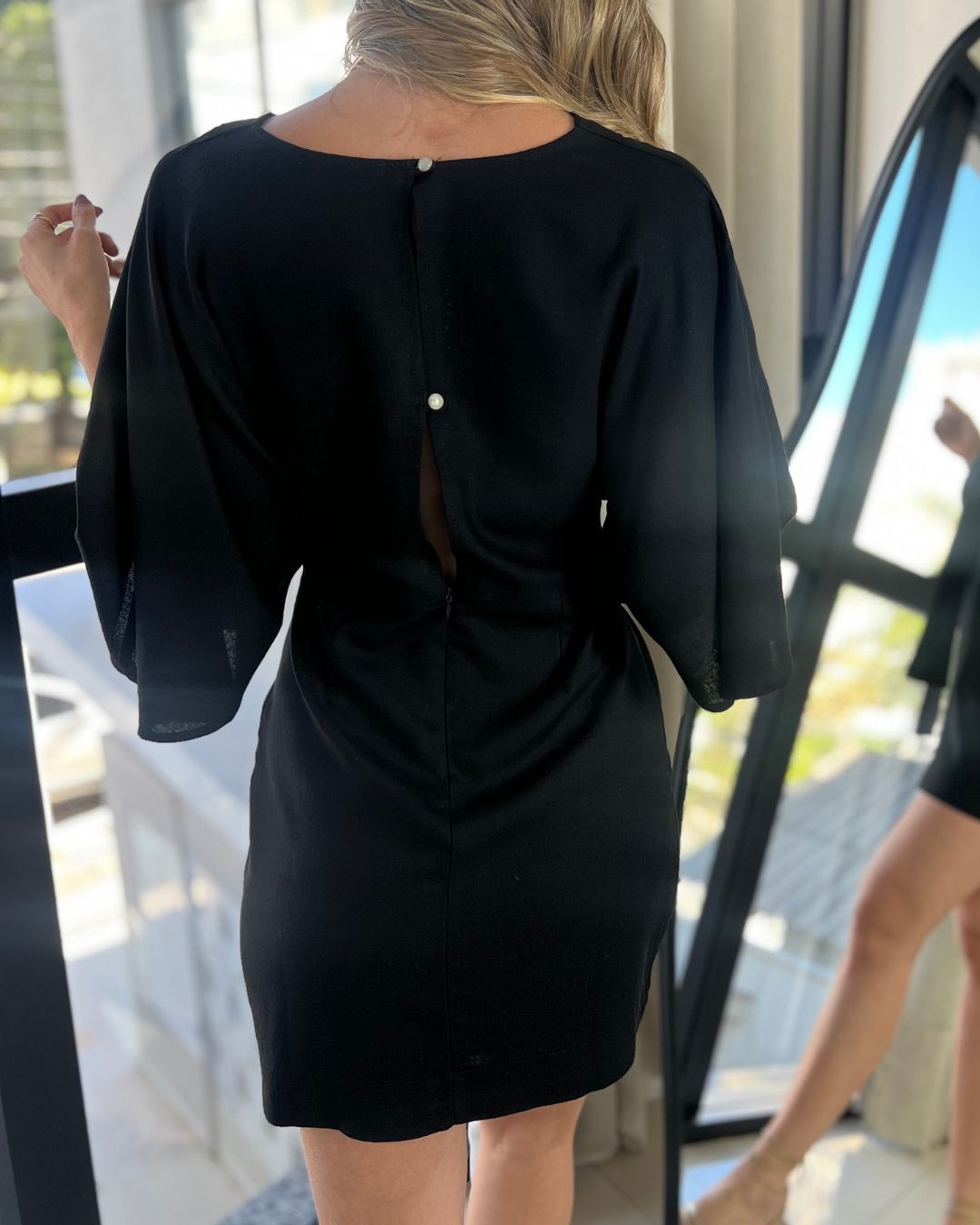 Vestido Kimono Curto Viscolinho Bia