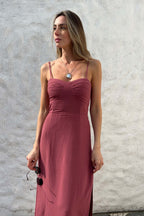Vestido Midi Com Busto Estruturado E Fenda Agata