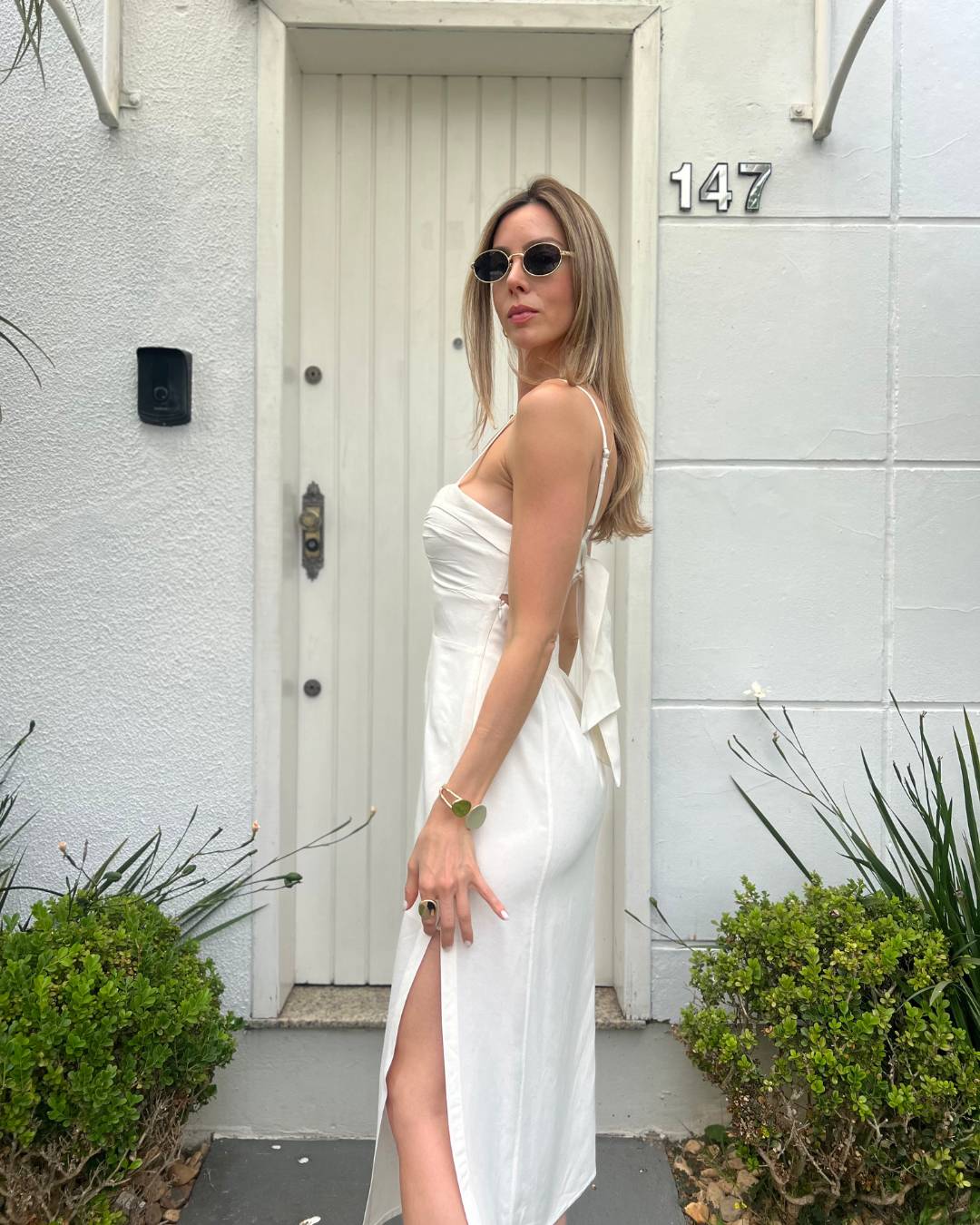 Vestido Midi Com Busto Estruturado E Fenda Agata