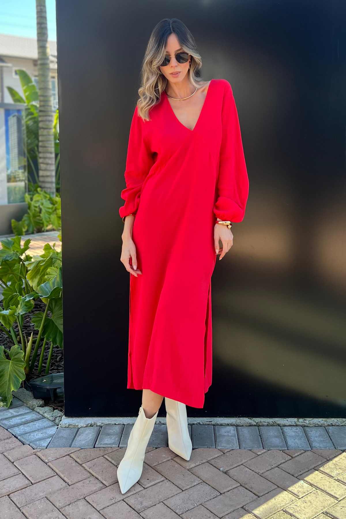 Vestido Amplo Decote V com Fenda Vanessa