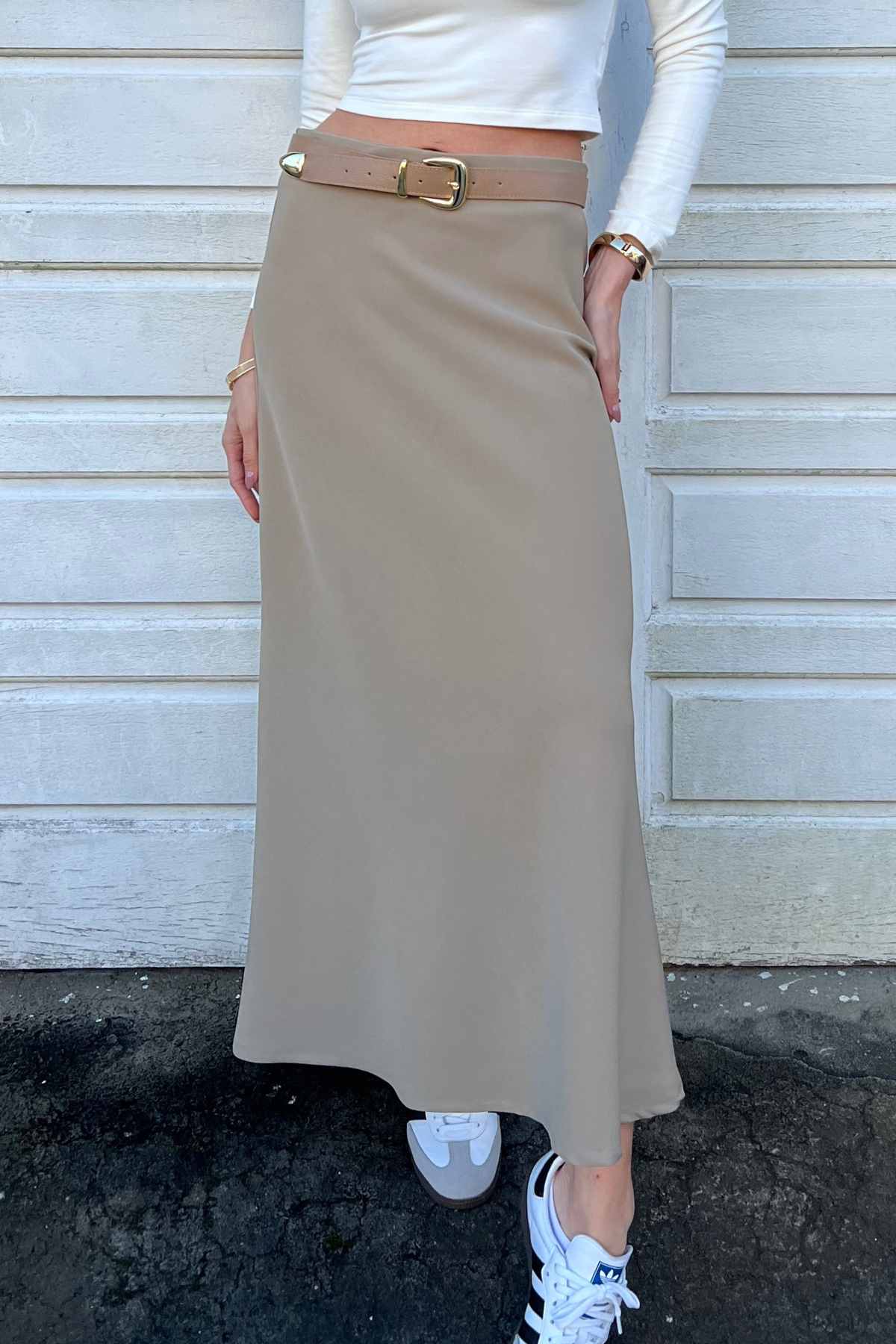 Saia Midi Evasê Yvy