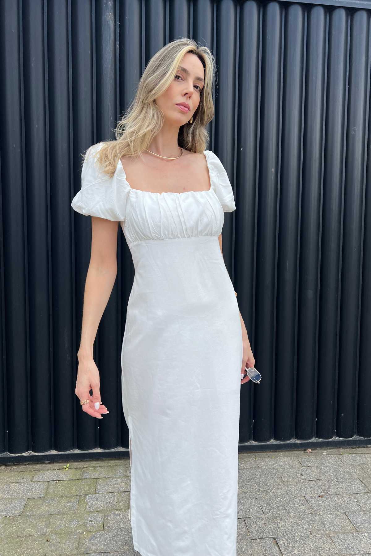 Vestido Midi com Manga Princesa e Busto Franzido Izabel