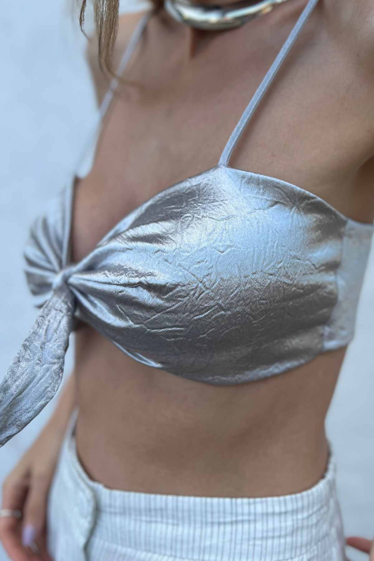 Top Metalizado com Amarração e Alças Finas Reguláveis Olga